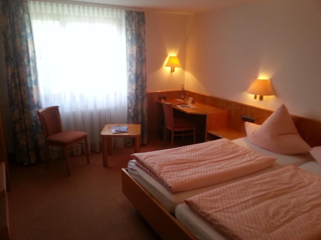 Hotel Seewirt นอนเนนฮอร์น ห้อง รูปภาพ