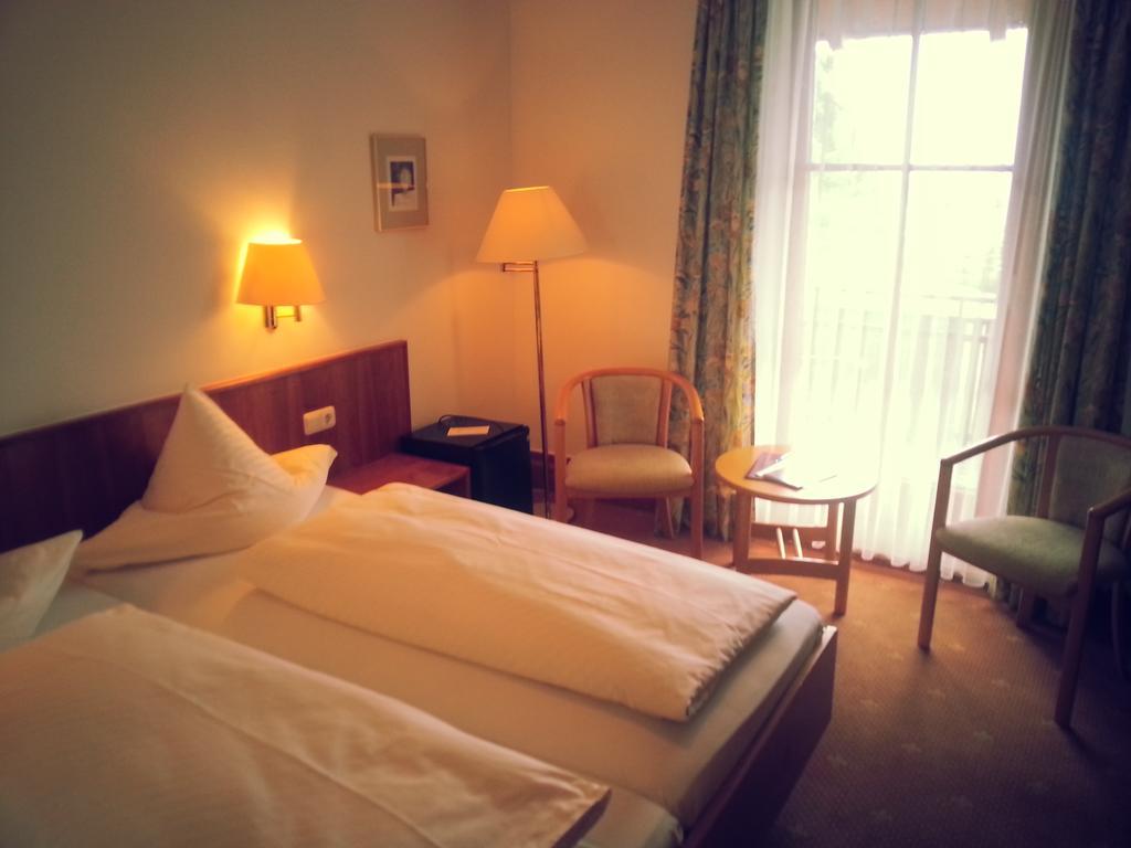 Hotel Seewirt นอนเนนฮอร์น ห้อง รูปภาพ
