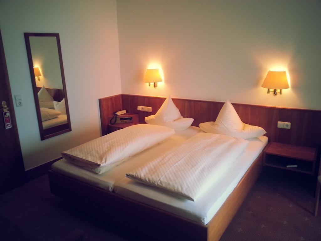 Hotel Seewirt นอนเนนฮอร์น ห้อง รูปภาพ