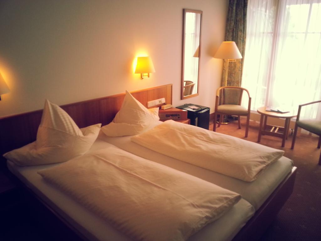 Hotel Seewirt นอนเนนฮอร์น ห้อง รูปภาพ