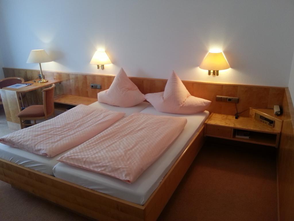 Hotel Seewirt นอนเนนฮอร์น ห้อง รูปภาพ