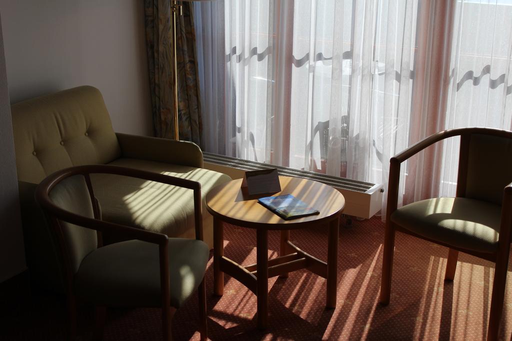 Hotel Seewirt นอนเนนฮอร์น ภายนอก รูปภาพ