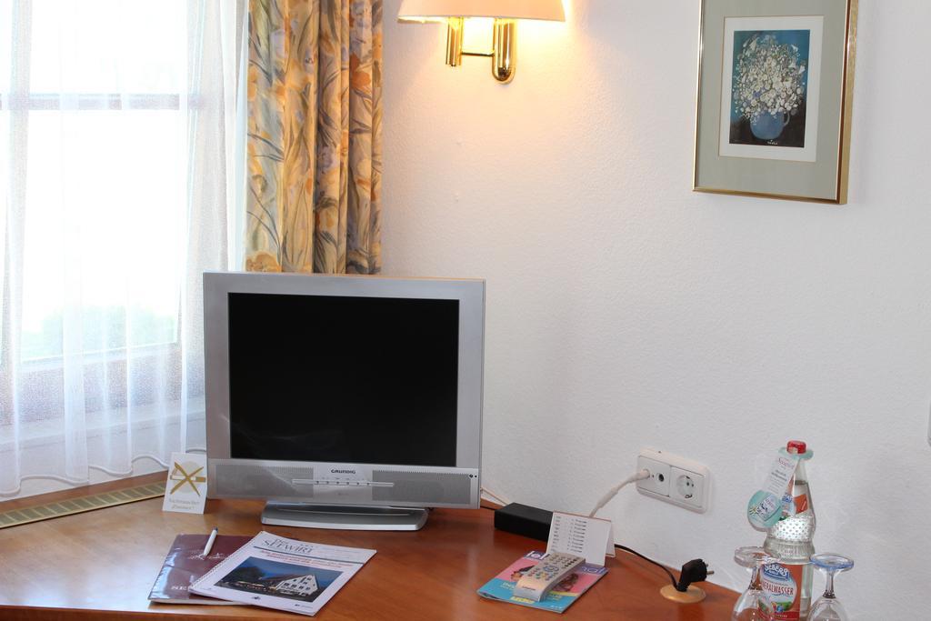 Hotel Seewirt นอนเนนฮอร์น ภายนอก รูปภาพ