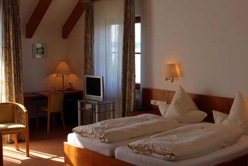 Hotel Seewirt นอนเนนฮอร์น ภายนอก รูปภาพ