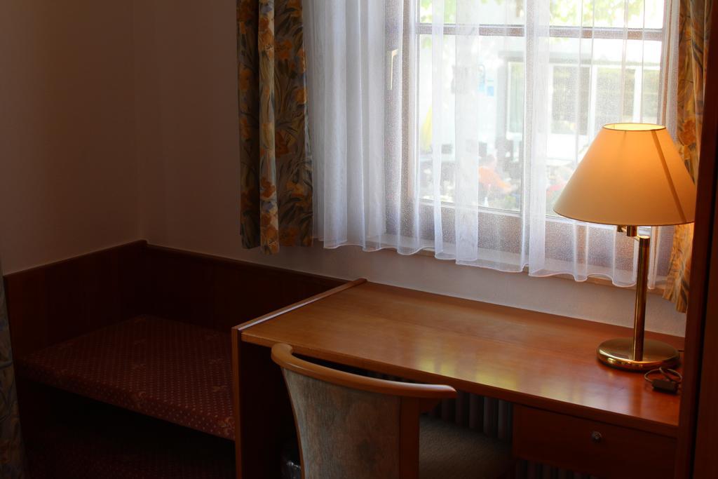 Hotel Seewirt นอนเนนฮอร์น ภายนอก รูปภาพ